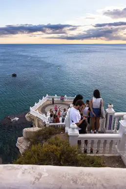 Benidormin n&auml;k&ouml;alapaikka